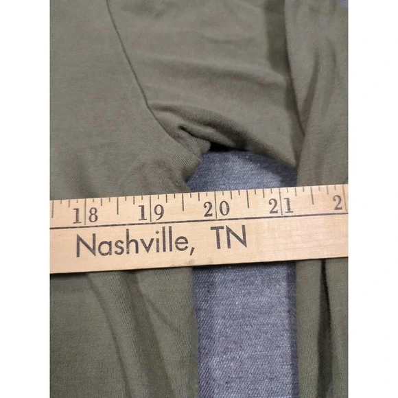 21 Men Los Angeles Olive Green Henley Long Sleeve Soft Cotton Mens Size M Shirt - Picture 12 of 16